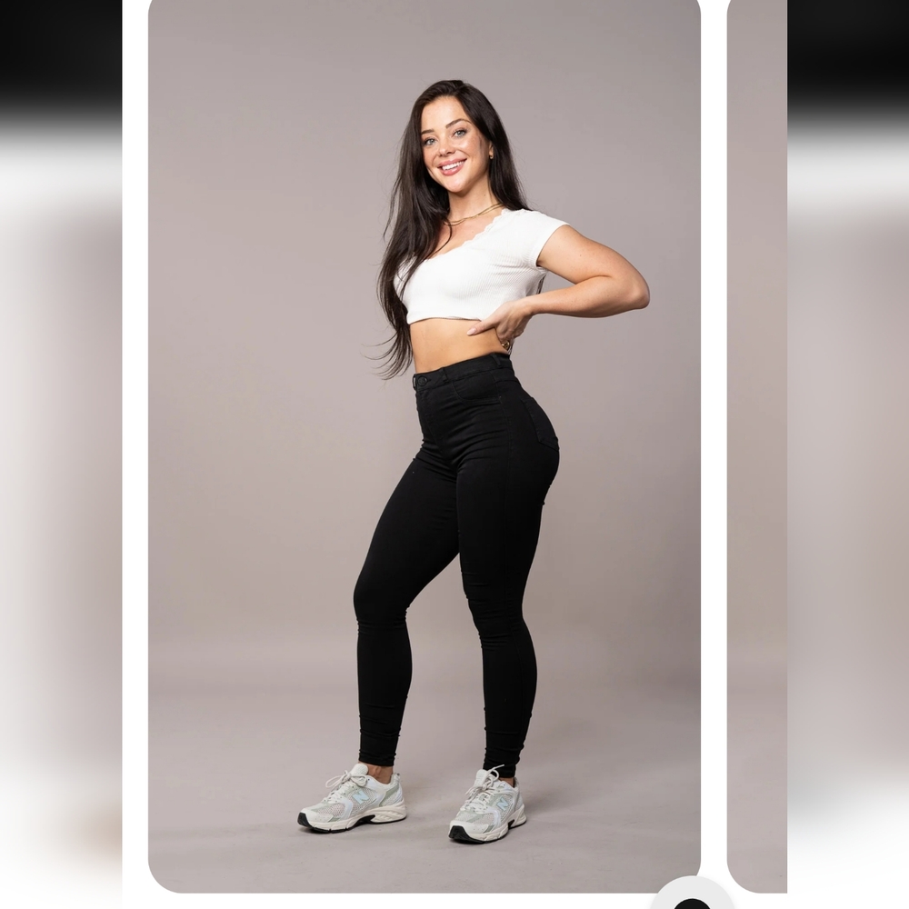 FITJEANS High-Waist Black Leggings